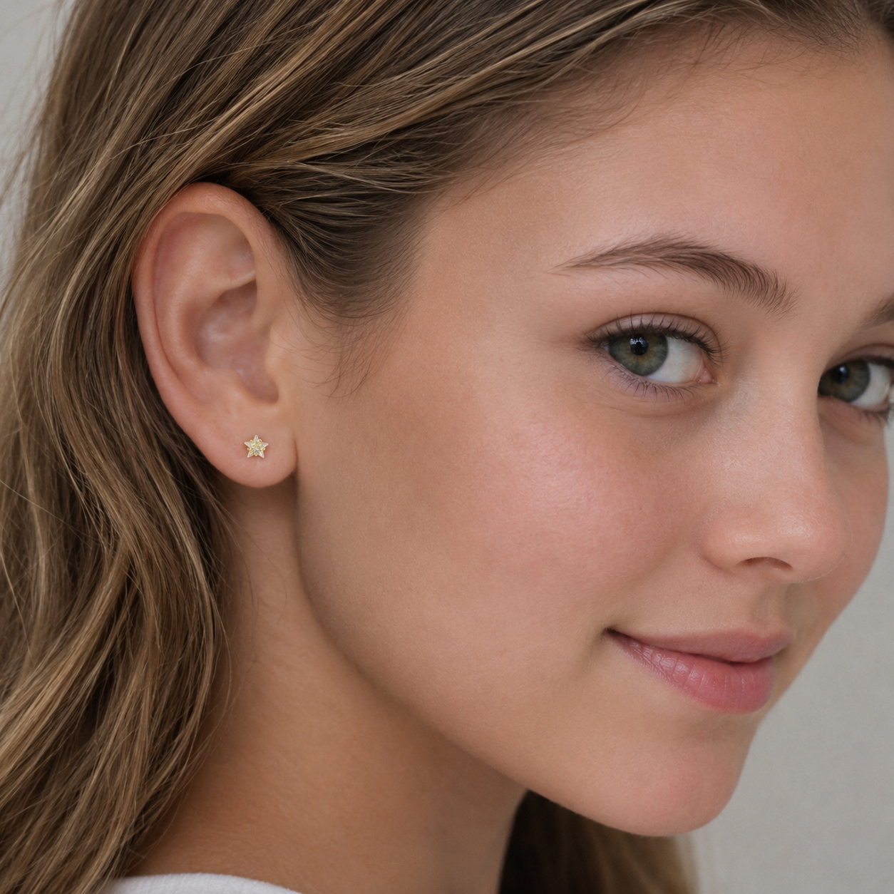 Gold star stud earring and post in 24K pure gold, purepixxi children's earrings